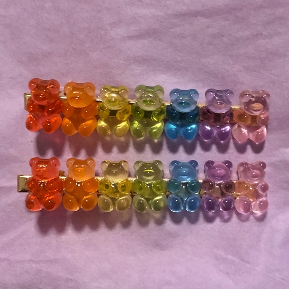 🌈 Set of 2 Handmade Rainbow Gummy Bear Hair Clips - Picture 1 of 5